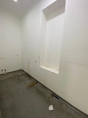 аренда бутика в гуме бишкек: Qara Qarayev metrosu yaxinliginda Obyekt icareye verilir. Nece iller — 5