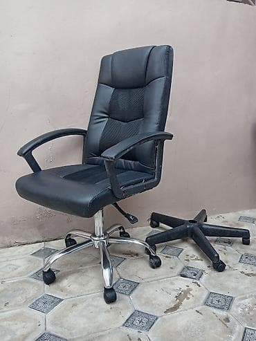 Ofis dolabları: İşlənmiş, Təkərli, Qolları tənzimlənir, Dəri — 5