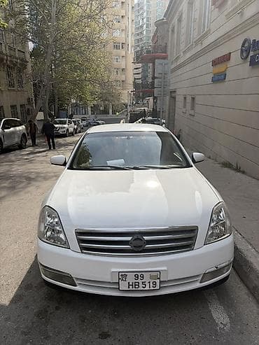 nissan versa: Nissan Teana, ağ rəngdə sedan Texniki xüsusiyyətlər: - Kuzov: sedan — 2