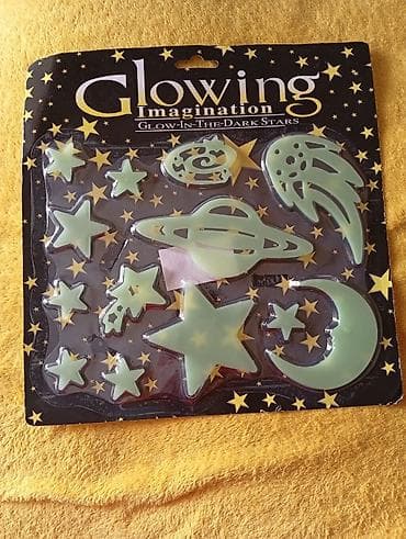 Glowing Imagination – Glow-in-the-Dark Stars dəsti - Qaranlıqda