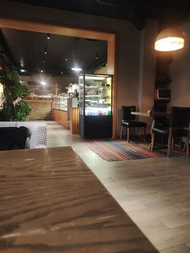 работа на рынке дордой: Satış məsləhətçisi tələb olunur, Yalnız qadınlar üçün, 18-29 yaş, 1-2 illik təcrübə, Ayda 2 dəfə ödəniş — 3