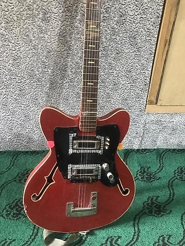 elektro gitarlar: Elektrik gitar - Korpus: yarı boşluqlu (hollow body tipli), f-deşikli — 1