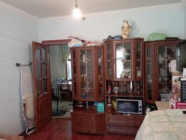 binə savxozda kirayə ev: Binəqədi qəs. 3 otaqlı, 95 kv. m, Orta təmir — 20