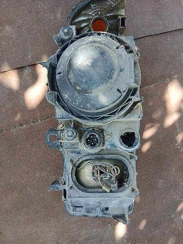 on lip: Komplekt, Yaxın və uzaq vuran işıqlar BMW, 1992 il, Orijinal, Almaniya, İşlənmiş — 2