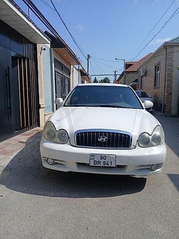 sam diskler: Hyundai Sonata sedan – ağ rəng, 4 qapı, ön və arxa duman faraları — 4