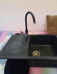 Moyka + krant. Bahali moykadir.cox agir matrialdir.mermer tipli