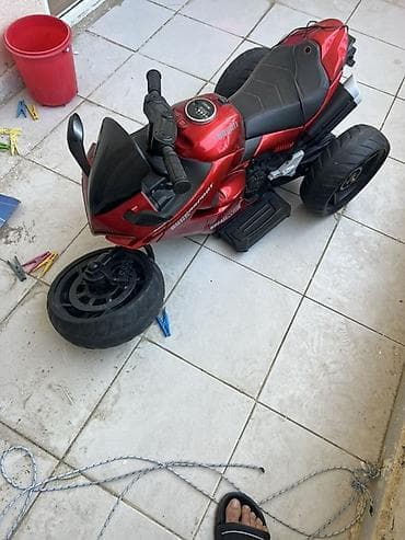 oyuncak masin: Uşaq üçün elektrikli motosiklet – qırmızı rəng - İdman üslublu gövdə — 1