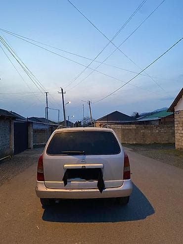 turbo az gazel: Opel Astra Caravan (universaI) – gümüşü rəng Xüsusiyyətlər: - Kuzov — 2