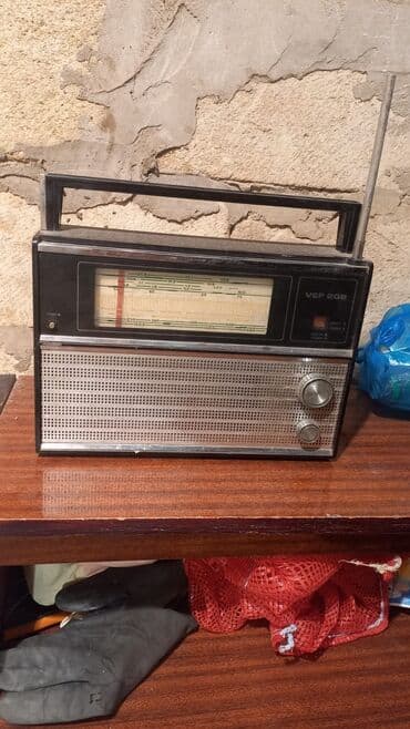 qədimi radio: Qedim radiodu islemir — 1