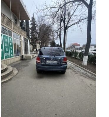 qadınlar ucun maşınlar: Kia Sorento: 2.4 l | 2005 il Ofrouder/SUV — 2