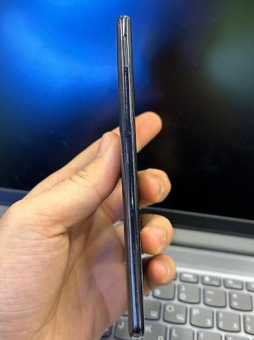 20 manata telefon: Samsung Galaxy A51, 64 GB, rəng - Qara, Barmaq izi, İki sim kartlı, Face ID — 7