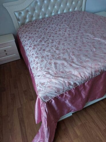 qarmoşka pərdə: Heç istifadə olunmayıb. 100 manata tikilib. Qalın materialdı. Mal — 2