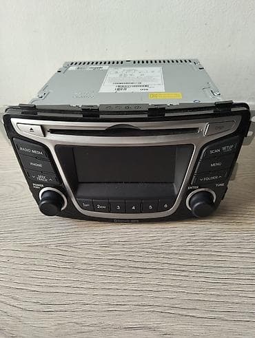 Maqnitofonlar: Salam tam orijinaldır.Hyundai/Kia orijinal media başlığı + ön panel — 1