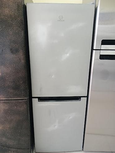 soyuducu sumqayitda: İşlənmiş 2 qapılı Indesit Soyuducu Satılır, rəng - Boz, Təkərli — 1