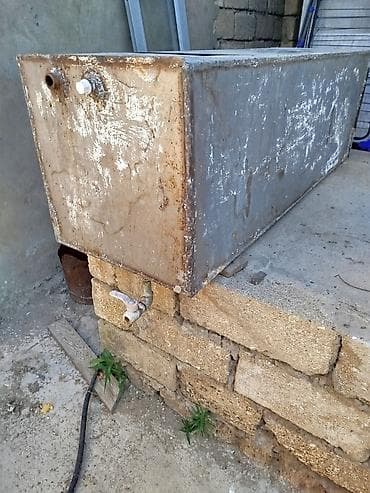 Bak, Metal, 300 l l — 2