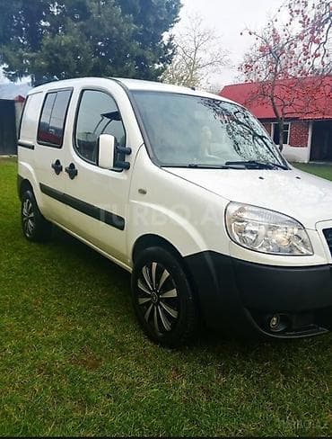 opel doblo: Fiat Doblo: 1.4 l | 2006 il 360000 km Van body type — 6