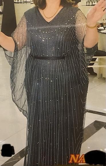 Ziyafət geyimi. 
1 dəfə toya geyilib — 2