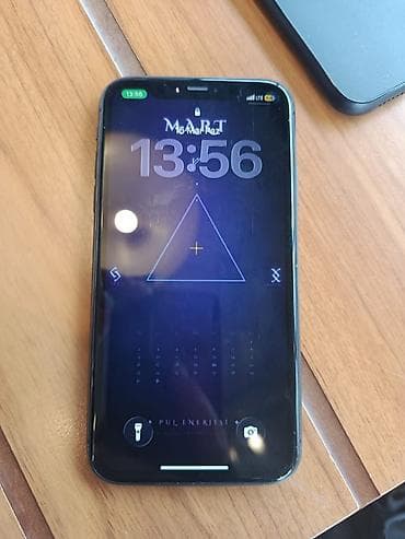 IPhone 11, Qara — 2