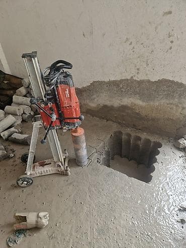 cin dili kursu: Beton və dəmir-beton konstruksiyalarda almaz qurğu ilə dəlik açma — 1