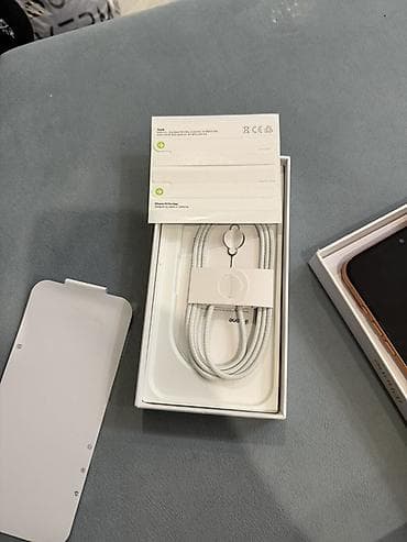 ayfon 6s plus: IPhone 17 Pro Max, Narıncı, Face ID — 1