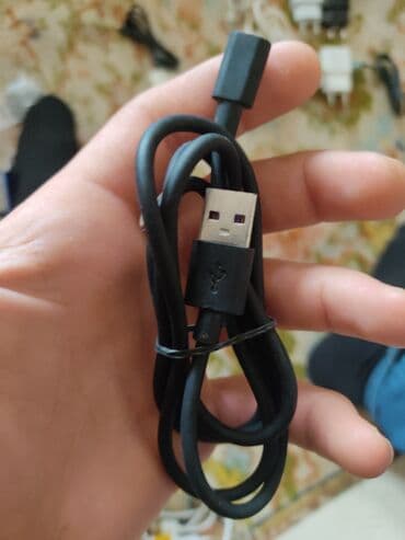 Salam Bele bir Kabeldi Bir cixiwi Ayfona O bisi terefi Ise usb cixiwi lalafo.az -da Salam Bele bir Kabeldi Bir cixiwi Ayfona O bisi terefi Ise usb cixiwi