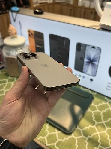 iphon 5 s: IPhone 16 Pro, 256 GB, Natural Titanium — 3