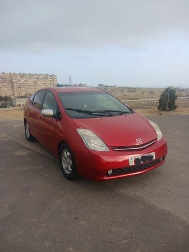 maşın ucun pec: Toyota Prius: 1.5 l | 2007 il Sedan — 4