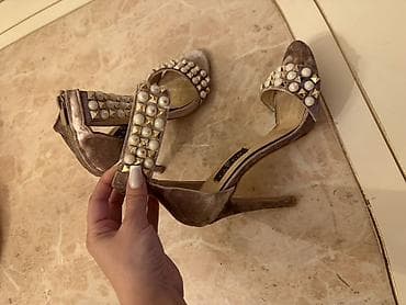 Кроссовки и спортивная обувь: Zərif hündürdaban qadın sandalı - Rəng: şampan/peyğəmbər çaları ilə — 2