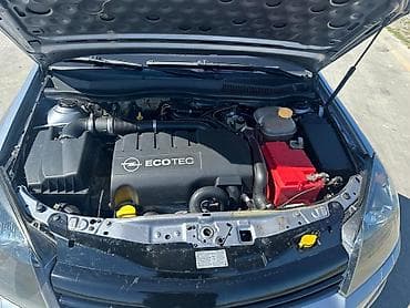 opel zafira b: Opel Astra H (5 qapılı hetçbek) Texniki xüsusiyyətlər və təchizat: - — 8