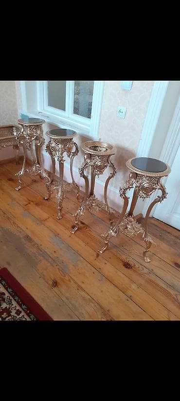 Vaza dəsti, Metal lalafo.az -da Vaza dəsti, Metal