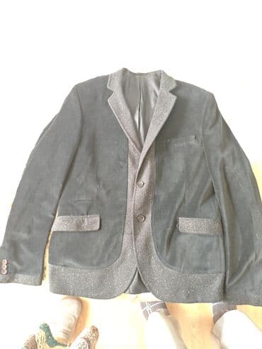 Kişi üçün şık blazer gödəkcə 5-6 dəfə geyinilib dar olduğu üçün