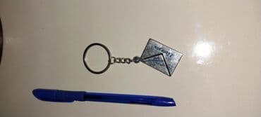 don şəkilləri çəkmək: Brelok və broşqa satılır xaricdən 1 ni 22 azn alınıb, ayrı ayrı da — 2