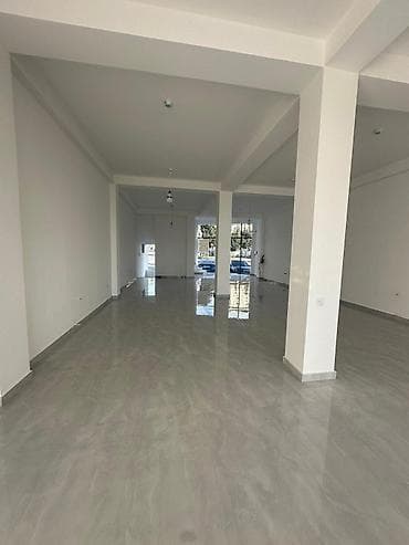 agstafa ev satilir: Kommersiya obyektinin icarəsi/satışı üçün geniş və işıqlı məkan. - — 8