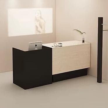 Minimalist resepsiyon/qarşılama masası - Dizayn: İki hissəli L-forma