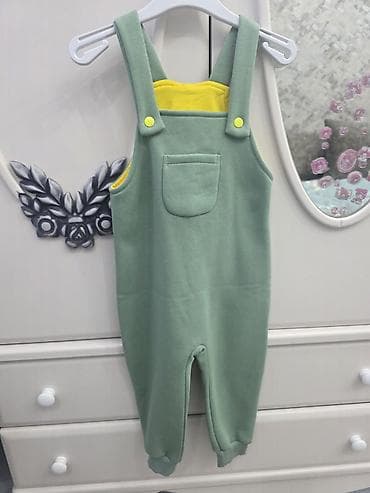 Uşaq geyimi dəsti – 3 parçalı - Rəng: açıq yaşıl, sarı detallarla - — 3