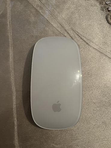 007 first light: Apple macig maus — 1