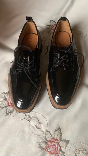 женские толстовки на молниями: Туфли, Zara, Размер: 36.5, цвет - Черный, Б/у — 1