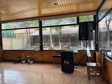 kuryer xanim: Ofisiant tələb olunur, Restoran — 1