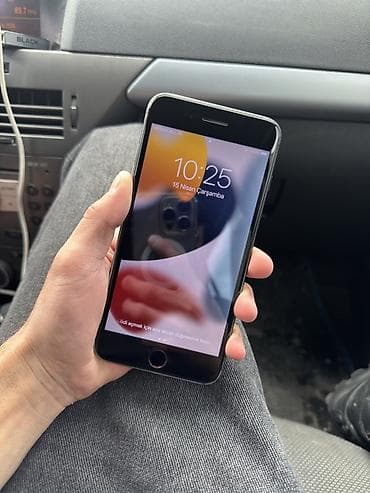 ucuz iphone 7: IPhone 7 Plus, 32 GB, Qara, Barmaq izi — 3