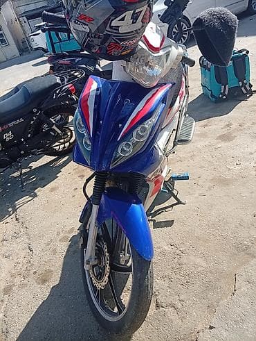 - sky, 110 sm3, 2024 il, 17300 km