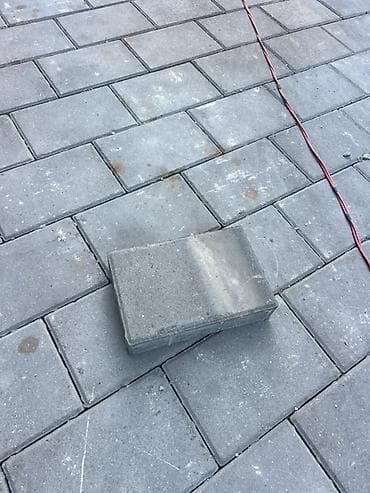beton pliteler: Beton səki daşları (pavers) – boz rəng - Ölçü: təqribən 20 x 10 sm — 8