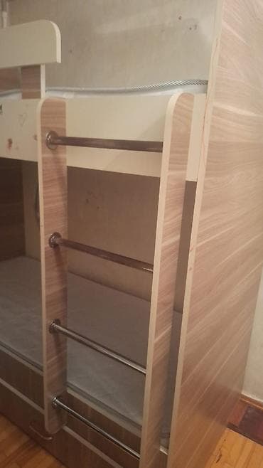 İki mərtəbəli uşaq çarpayısı Ünvan Elmler - Material: MDF/LDSP (taxta — 2