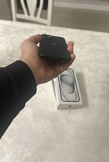 dubai variant iphone: IPhone 15, 128 GB, Qara, Face ID — 2