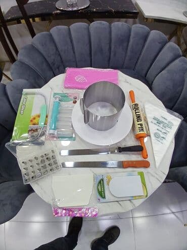 Другие строительные материалы: Tort hazırlama və dekor üçün peşəkar alət dəsti Dəst tərkibi: - — 2