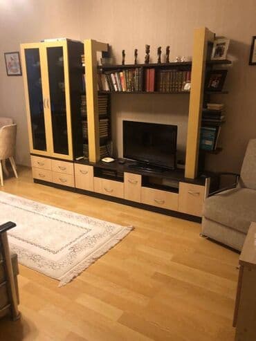 lənd kuruzer ucun led işıq lupası hardan tapmaq olar: Bakı, 2 otaqlı, Köhnə tikili, 60 kv. m — 2