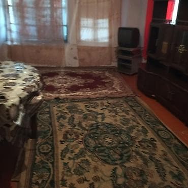 yorğa: Köhnə üslublu mebel dəsti və ev əşyaları komplekti - Qonaq otağı üçün — 1