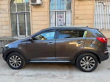 Продажа авто: Kia Sportage SUV - Kuzov rəngi: qəhvəyi, parlaq örtük - Geniş — 8