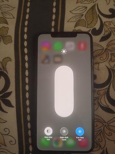 ipone 15 pro: IPhone 11 Pro, Space Gray, Simsiz şarj — 2
