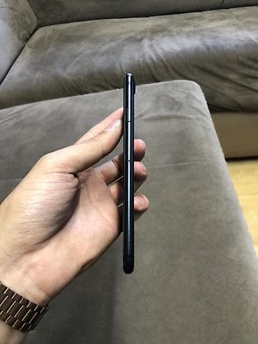 telefon iphone 7: IPhone 7, Qara, Barmaq izi — 4