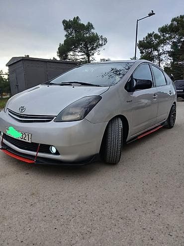 az avto: Toyota Prius (2-ci nəsil) – hibrid hetçbek Xüsusiyyətlər və təchizat — 5